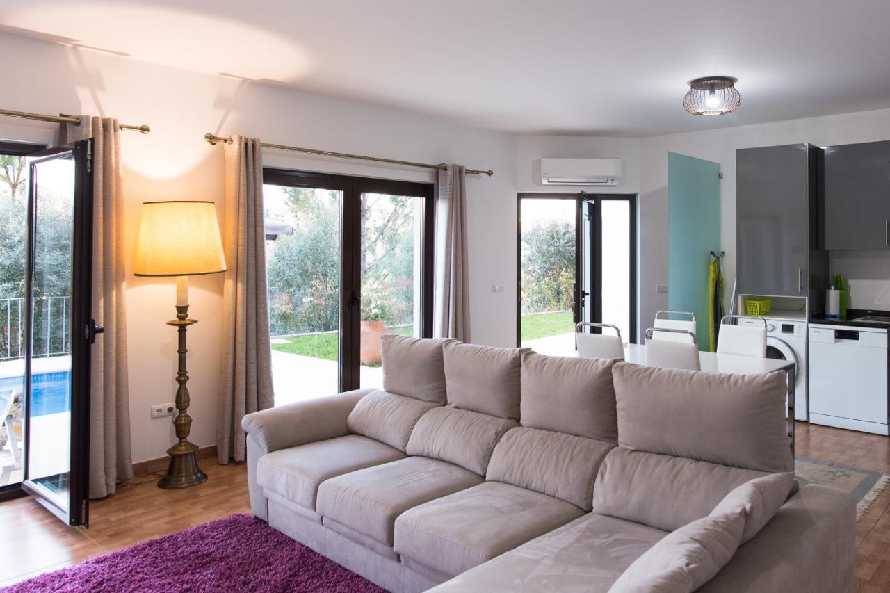 Deville Luxury Retreat Каминья Экстерьер фото